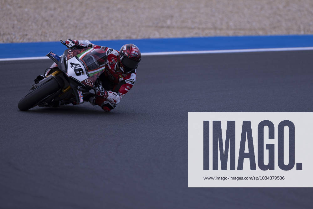 ESTORIL, PORTUGAL - OCTOBER 11: Thomas Bridewell of Great-Britain and Superbike Advocates competes during the Superpole Race during day three of the World Superbikes Estoril Round at Circuito Estoril on October 11, 2026 in Estoril, Portugal Cascais Portugal - ZUMAl192 20261011_zsp_l192_088