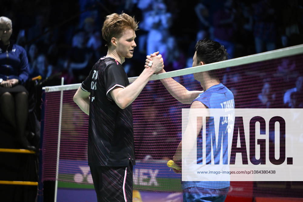 Anders Antonsen of Denmark greets after winnig the men s singles match against Yushi Tanaka of Japan (R) during the finals at the badminton Clash of Clans Arctic Open 2026 tournament in Vantaa, Finland, on October 11, 2026. - ANTTI AIMO-KOIVISTO Vantaa Finland rLY1WOVnrog