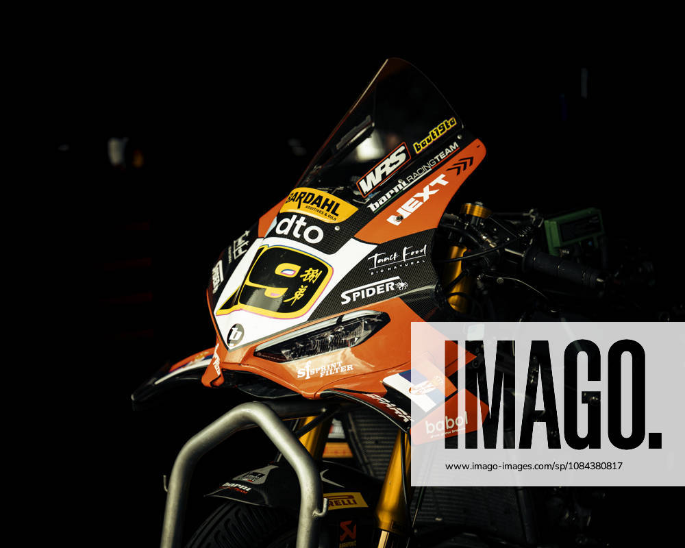 Alvaro Bautista of Barni Spark Racing Team during the Tissot Superpole Race of the FIM Superbike World Championship, WM, Weltmeisterschaft at Circuito Estoril on October 11, 2026 in Cascais, Portugal. Cascais Portugal - ZUMAr200 20261011_zsp_r200_004