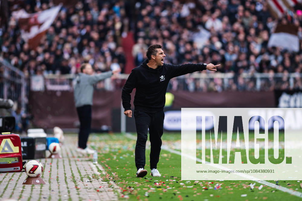 2. Bundesliga: FC St. Pauli vs. Karlsruher SC, 11.10.2026 Marcel Rapp (Trainer FC St. Pauli) an der Seitenlinie, ruft, schreit, brüllt; Fußball, 2. Bundesliga, 7. Spieltag: FC St. Pauli vs. Karlsruher SC am 11.10.2026 im Millerntor-Stadion, Hamburg DFL REGULATIONS PROHIBIT ANY USE OF PHOTOGRAPHS AS IMAGE SEQUENCES AND OR QUASI-VIDEO.