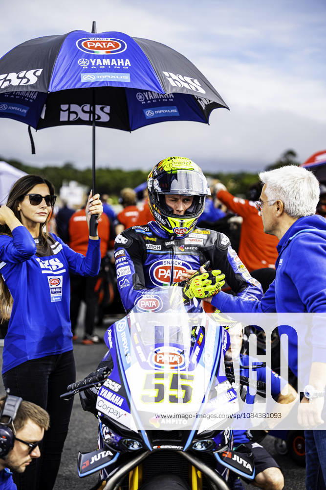 Andrea Locatelli of PATA Maxus Yamaha during the Tissot Superpole Race of the FIM Superbike World Championship, WM, Weltmeisterschaft at Circuito Estoril on October 11, 2026 in Cascais, Portugal. Motorsports 2026: WorldSBK - Tissot Estoril Round - ZUMAr200 20261011_zsp_r200_020