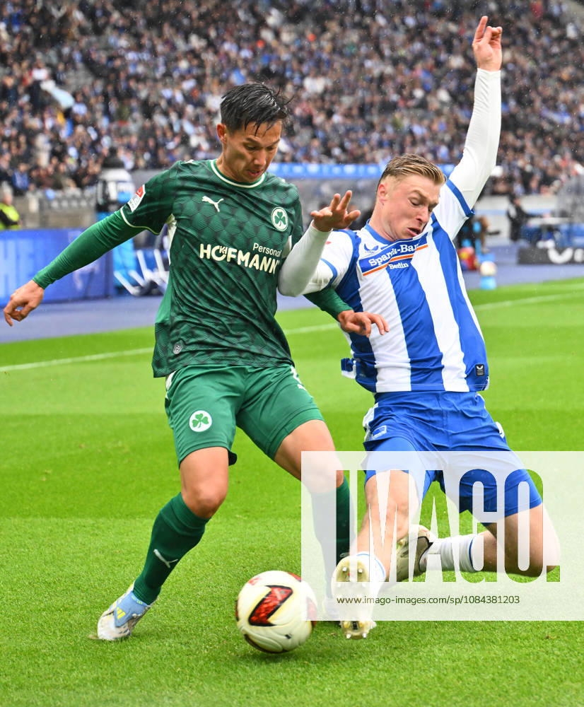 Fussball - Saison 2026 2027 - 2. Fussball - Bundesliga - 07. Spieltag: Hertha BSC Berlin - SpVgg Greuther Fürth ( Kleeblatt ) - Sportfoto Zink - - DFL regulations prohibit any use of photographs as image sequences and or quasi-video - only for editorial use - Shinta Appelkamp (8, SpVgg Greuther Fürth ) Julian Eitschberger (2, Hertha BSC )