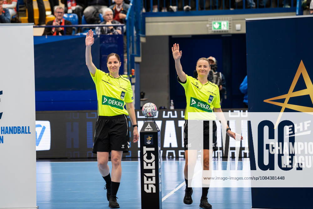HSG Blomberg-Lippe (GER) vs. Odense Handbold (DEN), Handball, EHF Champions League Women, Gruppenphase, 11.10.2026, Saision 2026 2027, Lemgo Simona Raluca Stancu (Referee) und Andrea Alejandra Pepe (Referee) Lemgo Phoenix Contact Arena Deutschland