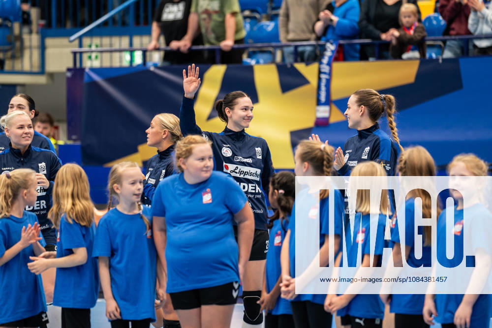 HSG Blomberg-Lippe (GER) vs. Odense Handbold (DEN), Handball, EHF Champions League Women, Gruppenphase, 11.10.2026, Saision 2026 2027, Lemgo Nuria Bucher (HSG Blomberg-Lippe, 21) beim Einlaufen Lemgo Phoenix Contact Arena Deutschland