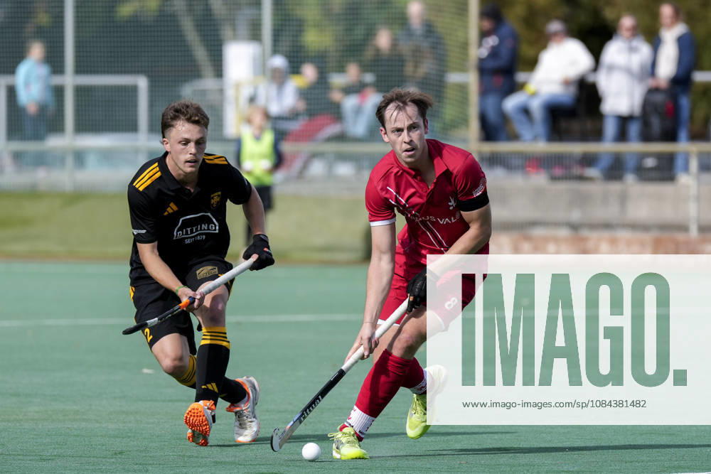 V.li.: Craig Marais (HTHC, 2), Luca Großmann (Grossmann, TSVMH, 8), Zweikampf, Spielszene, Duell, duel, tackle, tackling, Dynamik, Action, Aktion, 11.10.2026, Mannheim (Deutschland), Hockey, 1. Bundesliga, Herren, TSV Mannheim - Harvestehuder THC