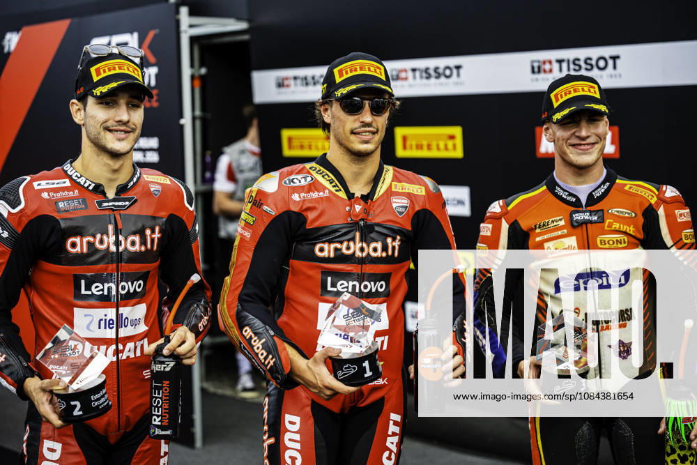 The Podium Nicolo Bulega, Iker Lecuona and Alberto Surra during the Tissot Superpole Race of the FIM Superbike World Championship, WM, Weltmeisterschaft at Circuito Estoril on October 11, 2026 in Cascais, Portugal. Cascais Portugal - ZUMAr200 20261011_zsp_r200_048