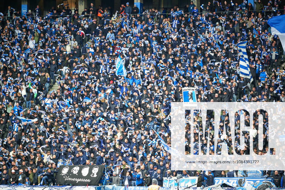 Stimmungsbild Olympiastadion Berlin, Fans Hertha, GER, Hertha BSC vs. SPVGG Greuther Fuerth, 2. Bundesliga, Saison 2026 27, 07. Spieltag, 11.10.2026 (DFL REGULATIONS PROHIBIT ANY USE OF PHOTOGRAPHS AS IMAGE SEQUENCES AND OR QUASI - VIDEO). GER, Hertha BSC vs. SPVGG Greuther Fuerth, 2. Bundesliga, Saison 2026 27, 07. Spieltag, 11.10.2026 Berlin