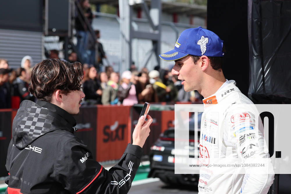 Hockenheim, Deutschland 09.- 11. Oktober 2026: Porsche Sixt Carrera Cup Deutschland - 2026 - Saisonfinale - Hockenheimring - Sonntag Rennen 2 Im Bild: Keagan Masters (ZA 3) im Interview Hockenheimring Baden Württemberg