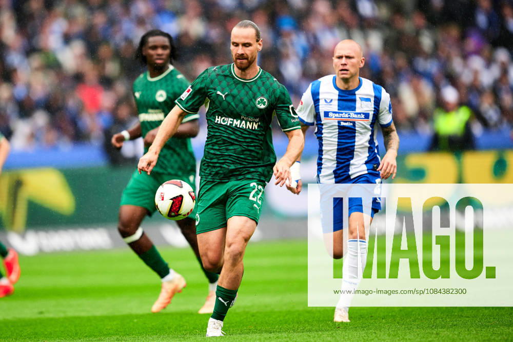Jannis Heuer (Greuther Fuerth, 22), GER, Hertha BSC vs. SPVGG Greuther Fuerth, 2. Bundesliga, Saison 2026 27, 07. Spieltag, 11.10.2026 (DFL REGULATIONS PROHIBIT ANY USE OF PHOTOGRAPHS AS IMAGE SEQUENCES AND OR QUASI - VIDEO). GER, Hertha BSC vs. SPVGG Greuther Fuerth, 2. Bundesliga, Saison 2026 27, 07. Spieltag, 11.10.2026 Berlin