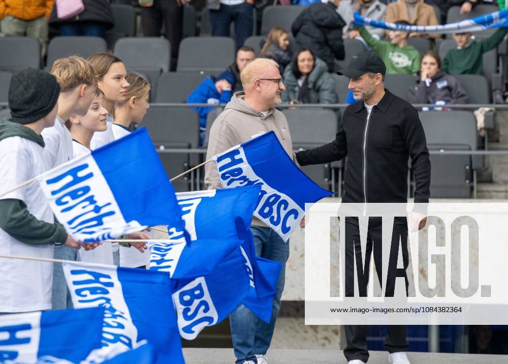 Fussball, Herren, Saison 2026 2027, 2. Bundesliga (7. Spieltag), Hertha BSC - SpVgg Greuther Fürth, v. l. Trainer Heiko Vogel (Greuther Fürth), Trainer Stefan Leitl (Hertha BSC), 11.10.2026,