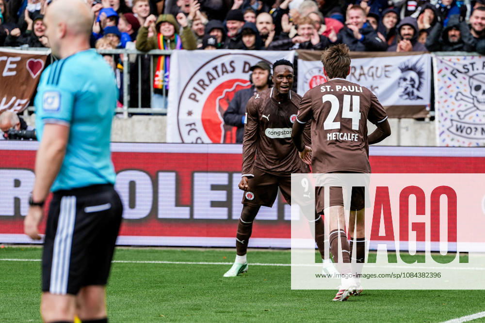 Deutschland: Fußball 2. Bundesliga 2026 27, 7. Spieltag FC St. Pauli vs Karlsruher SC Millerntor-Stadion (Hamburg St. Pauli): 1:0 für Fc St. Pauli durch Abdoulie Ceesay (FC St. Pauli, 9), Connor Metcalfe (FC St. Pauli, 24)