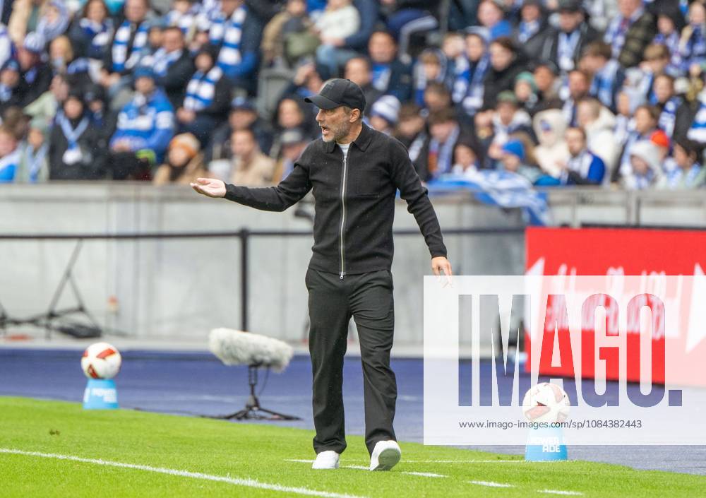 Fussball, Herren, Saison 2026 2027, 2. Bundesliga (7. Spieltag), Hertha BSC - SpVgg Greuther Fürth, Trainer Stefan Leitl (Hertha BSC), 11.10.2026,