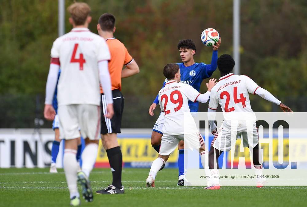 Fußball U19 DFB-Nachwuchsliga - Vorrunde Gruppe H 7.SPIELTAG: Schalke 04 U19 - Fortuna Düsseldorf U19 am 11.10.2026 im Parkstadion in Gelsenkirchen Arian Güzel ( Schalke 04 U19 ) Deutschland Nordrhein-Westfalen Gelsenkirchen