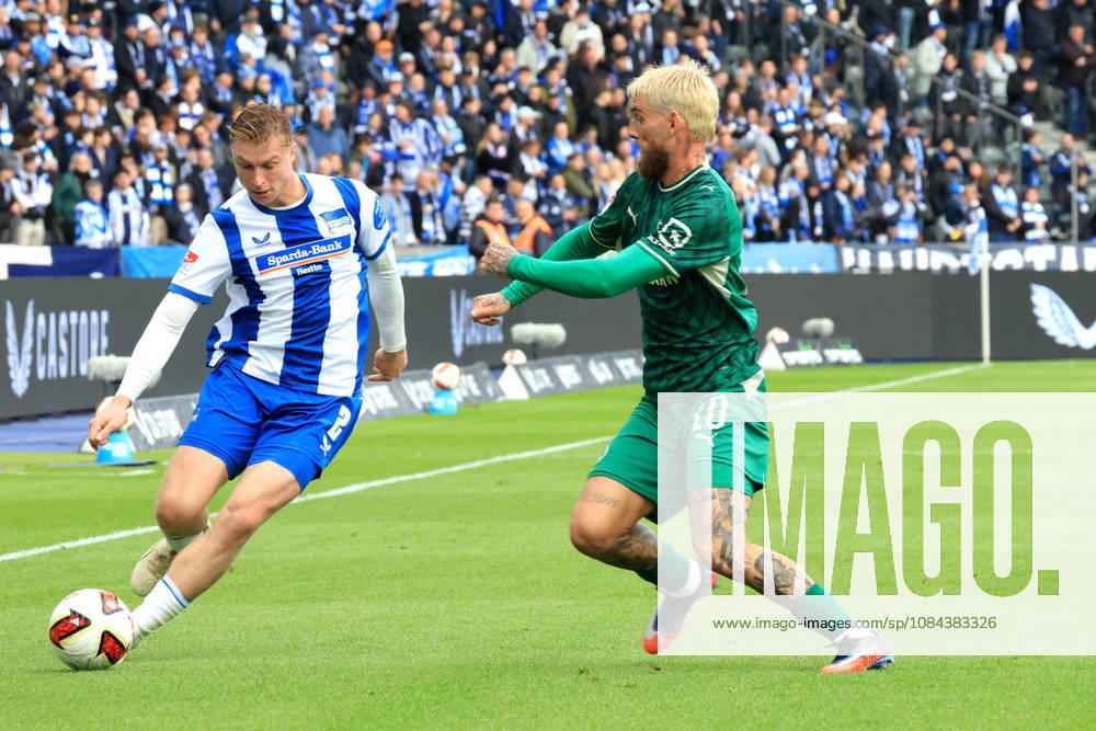 DEU GER, Fussball , 2.Fussballbundesliga , Spieltag, Saison 2026 2027, Berliner Olympiastadion, Hertha BSC vs. Greuther Fuerth Julian Eitschberger ( Hertha BSC Berlin 2 ), OLE POHLMANN ( Greuther Fuerth 10 ) 2. Liga: DFB DFL regulations prohibit any use of photographs as image sequences and or quasi-video) nordphoto GmbH Engler Berlin Berliner Olympiastadion Berlin Deutschland