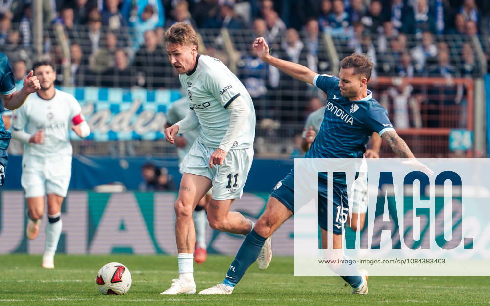 Deutschland: Fussball 2.Bundesliga 2026 2027, 7. Spieltag - VfL Bochum vs Arminia Bielefeld - Vonovia Ruhrstadion (Bochum): im Zweikampf Joel Grodowski (Arminia Bielefeld, 11) Michael Steinwender (VfL Bochum, 15)