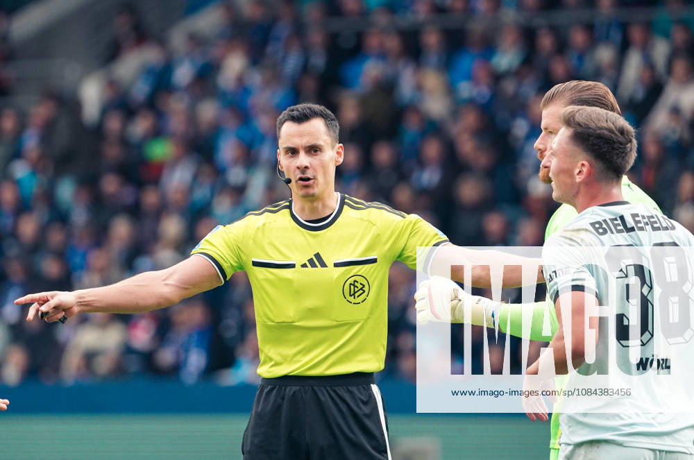 Deutschland: Fussball 2.Bundesliga 2026 2027, 7. Spieltag - VfL Bochum vs Arminia Bielefeld - Vonovia Ruhrstadion (Bochum): Schiedsrichter Konrad Oldhafer
