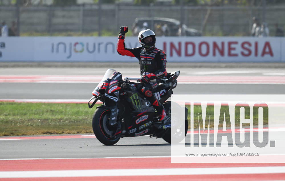 (261011) -- LOMBOK, Oct. 11, 2026 -- Aprilia Racing s Marco Bezzecchi of Italy celebrates victory after the MotoGP Grand Prix of Indonesia at Mandalika International circuit in Lombok, Indonesia, Oct. 11, 2026. ) (SP)INDONESIA-LOMBOK-MOTOGP-MANDALIKA INTERNATIONAL CIRCUIT-RACE Zulkarnain