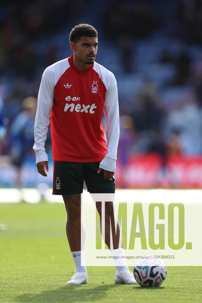 11th October 2026; Selhurst Park, London, England; Premier League Football, Crystal Palace versus Nottingham Forest; Morgan Gibbs-White of Nottingham Forest warms up ahead of kick-off KatiexChan
