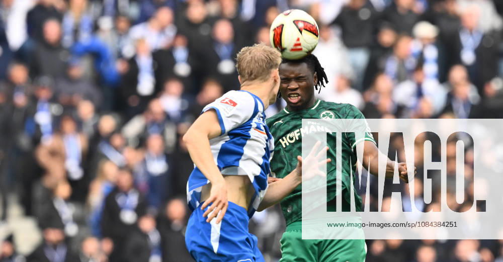 Fussball - Saison 2026 2027 - 2. Fussball - Bundesliga - 07. Spieltag: Hertha BSC Berlin - SpVgg Greuther Fürth ( Kleeblatt ) - Sportfoto Zink - - DFL regulations prohibit any use of photographs as image sequences and or quasi-video - only for editorial use - Oluwaseun Adewumi (19, Hertha BSC ) Hendry Blank (34, SpVgg Greuther Fürth )