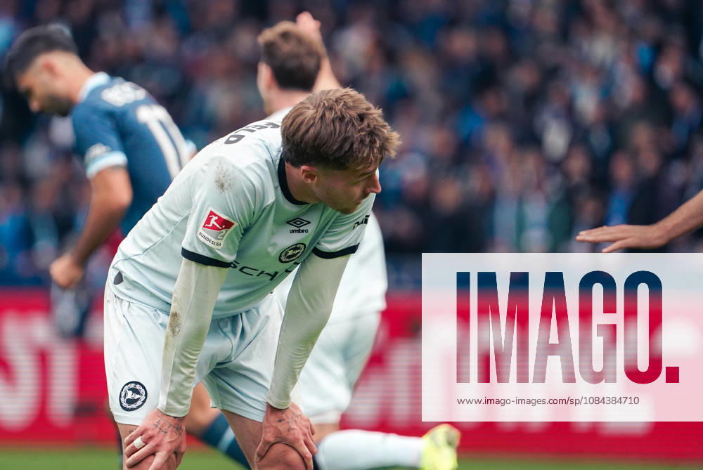 Deutschland: Fussball 2.Bundesliga 2026 2027, 7. Spieltag - VfL Bochum vs Arminia Bielefeld - Vonovia Ruhrstadion (Bochum): Geste, Gestik, Emotion Joel Grodowski (Arminia Bielefeld, 11)