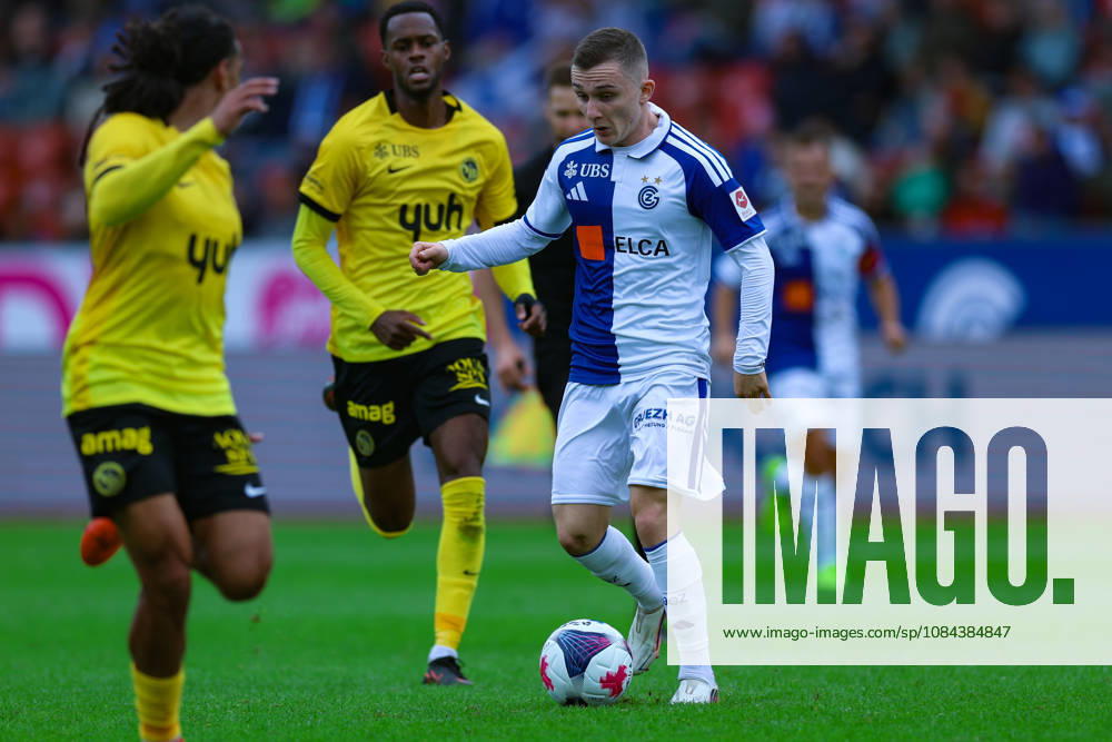 GC Zürich gegen BSC Young Boys Brack Super League 11. Oktober 2026 Samuel Krasniqi (17, Grasshopper Club Zürich) im Spiel der Brack Super League zwischen dem Grasshopper Club Zürich (GCZ) und dem BSC Young Boys (YB) am 11. Oktober 2026 im Stadion Letzigrund in Zürich, Schweiz. Zürich Stadion Letzigrund Zürich Schweiz