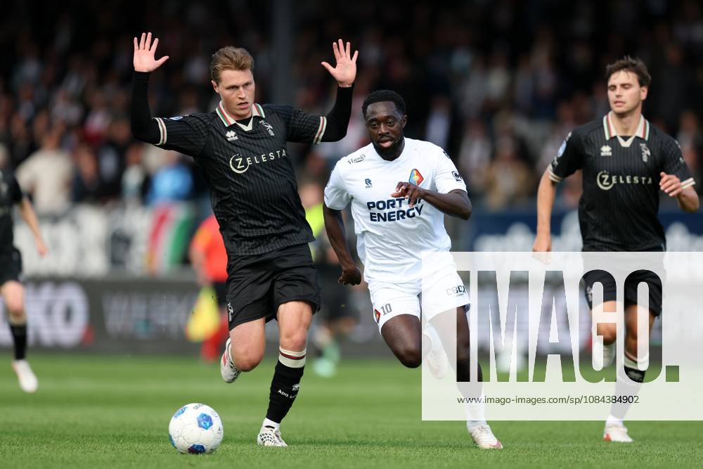 VELSEN - (lr) Milan Hokke of ADO Den Haag commits a foul on Tyrone Owusu of Telstar during the Dutch Eredivisie match between Telstar and ADO Den Haag at the BUKO Stadium on October 11, 2026 in Velsen, the Netherlands. SONNY LENSEN ANP Eredivisie 2026 27 ANPxSportx IVx 572126495 originalFilename: 572126495