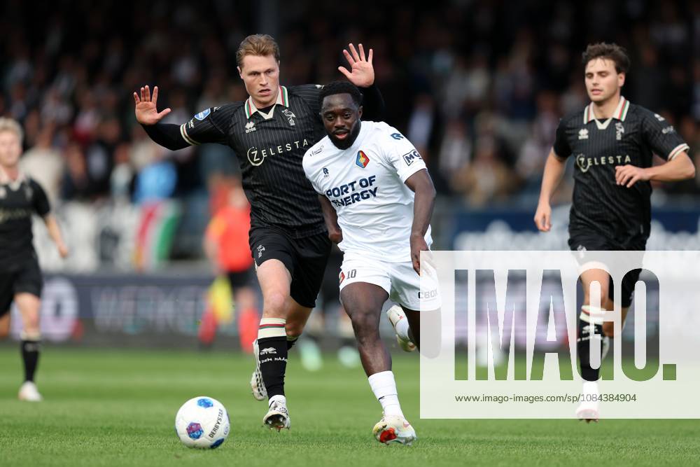 VELSEN - (lr) Milan Hokke of ADO Den Haag commits a foul on Tyrone Owusu of Telstar during the Dutch Eredivisie match between Telstar and ADO Den Haag at the BUKO Stadium on October 11, 2026 in Velsen, the Netherlands. SONNY LENSEN ANP Eredivisie 2026 27 ANPxSportx IVx 572126503 originalFilename: 572126503