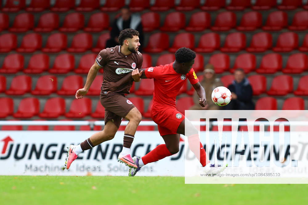 21 Kenan Aydin (FC St. Pauli U23), 19 Amoro Diedhiou (HSC Hannover) Fußball I Herren I Regionalliga Nord I Saison 2026-2027 I 13. Spieltag I FC St. Pauli U23 - HSC Hannover I 11.10.2026 I Edmund-Plambeck-Stadion