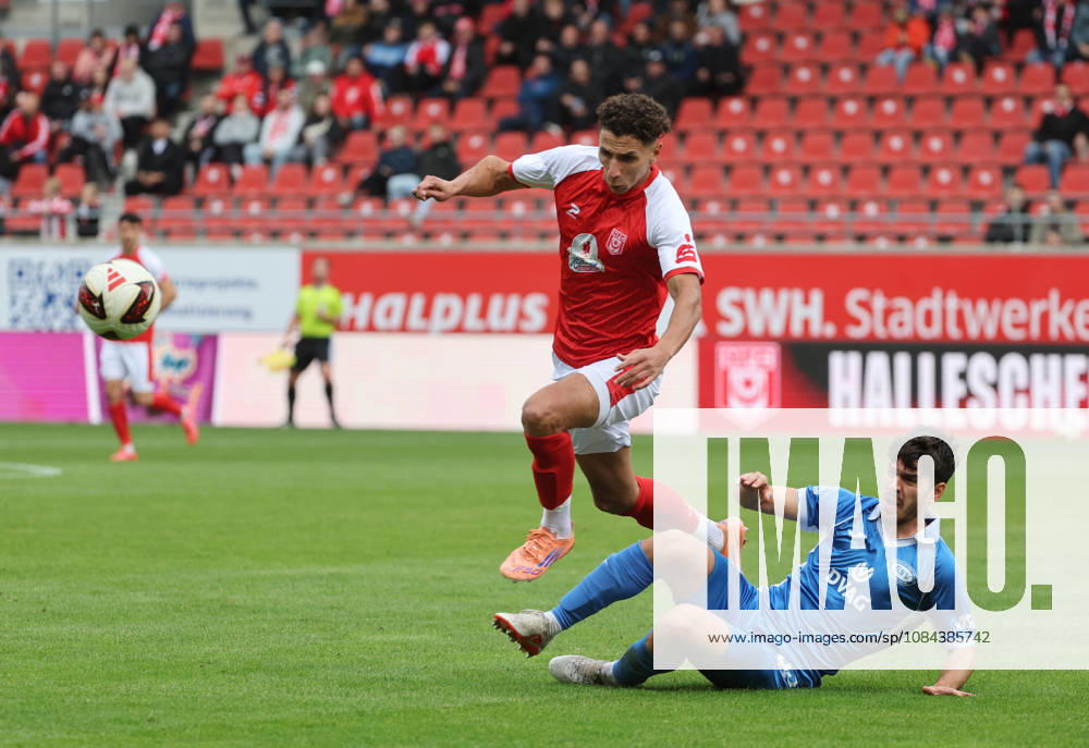 Halle Saale Sachsen Anhalt Leuna Chemie Stadion Fußball Hallescher FC Halle HFC Regionalliga Nordost 4. Liga Männer Saison 2026 2027 12. Spieltag HFC- RSV Eintracht Soufian Benyamina ( Hallescher FC) Aleksandar Bilbija (RSV)
