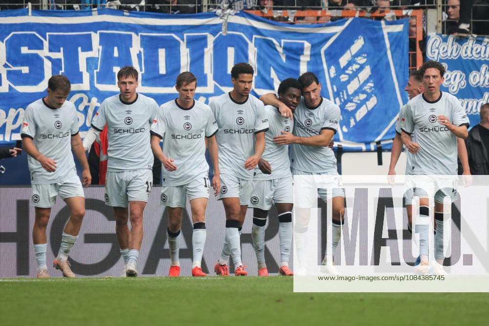 Fussball 2.Bundesliga, VfL Bochum - Arminia Bielefeld v.l. Tor, Benjamin Boakye zum 0:1 (Arminia Bielefeld) Bochum