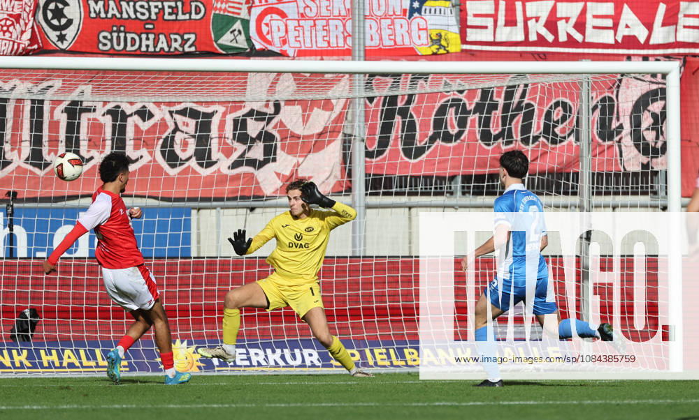 Halle Saale Sachsen Anhalt Leuna Chemie Stadion Fußball Hallescher FC Halle HFC Regionalliga Nordost 4. Liga Männer Saison 2026 2027 12. Spieltag HFC- RSV Eintracht Tor das 1:0 durch Osman Atilgan (Hallescher FC) Linus Löflker (RSS