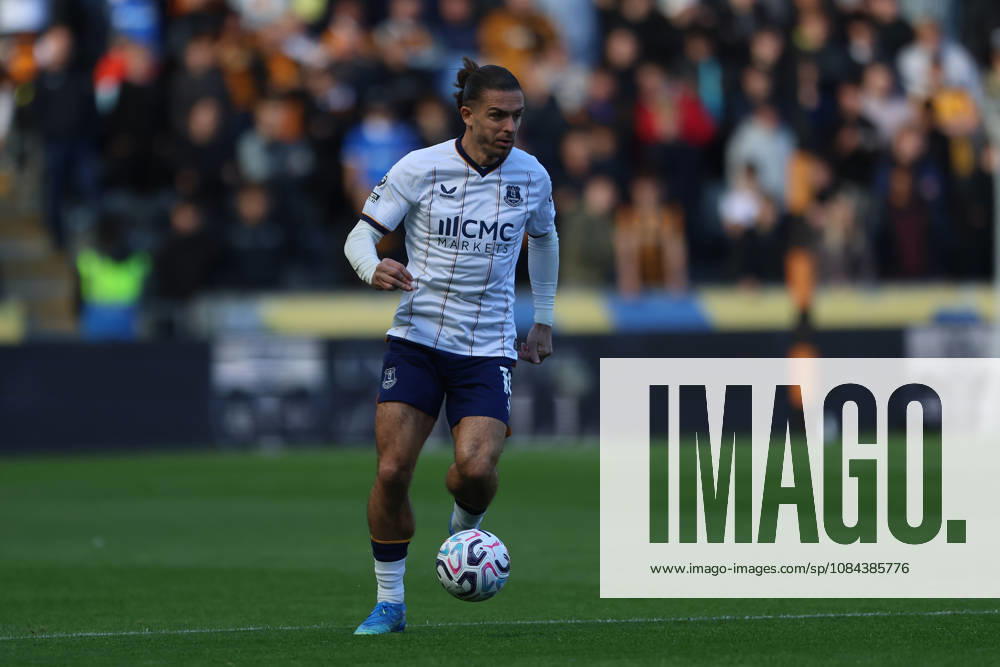 11th October 2026; MKM Stadium, Hull, England; Premier League Football, Hull City versus Everton; Jack Grealish of Everton on the ball DavexLofthouse