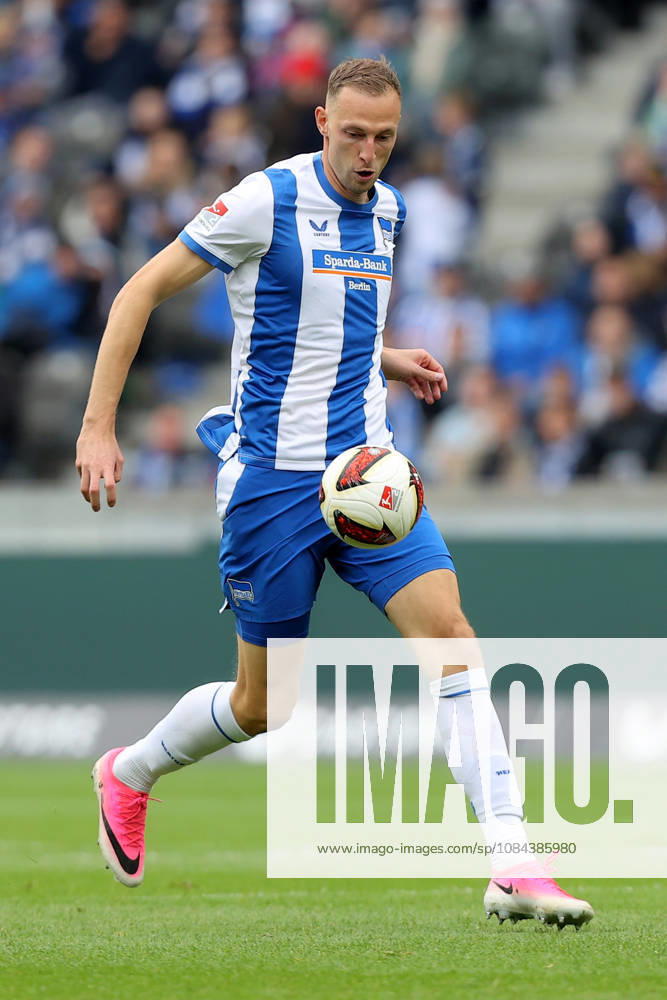 Fussball 2.Bundesliga, Hertha BSC Berlin - SpVgg Greuther Fuerth v.l. Gustaf Nilsson (Hertha BSC Berlin) Freisteller Berlin