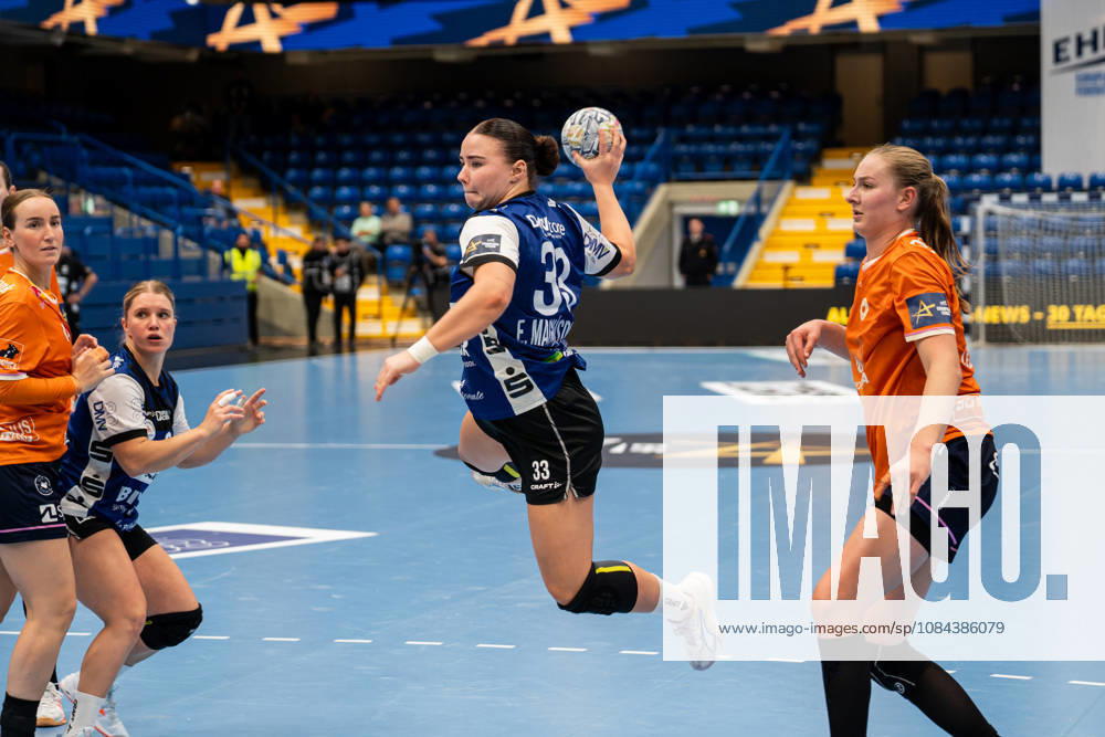 HSG Blomberg-Lippe (GER) vs. Odense Handbold (DEN), Handball, EHF Champions League Women, Gruppenphase, 11.10.2026, Saision 2026 2027, Lemgo Elin Magnusdottir (HSG Blomberg-Lippe, 33) im Torwurf Lemgo Phoenix Contact Arena Deutschland