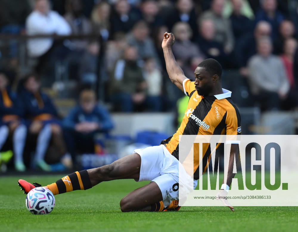 Hull City v Everton Premier League Hull City s Semi Ajayi during the Premier League match at the MKM Stadium, Hull 11 10 2026 UK Newspapers OUT
