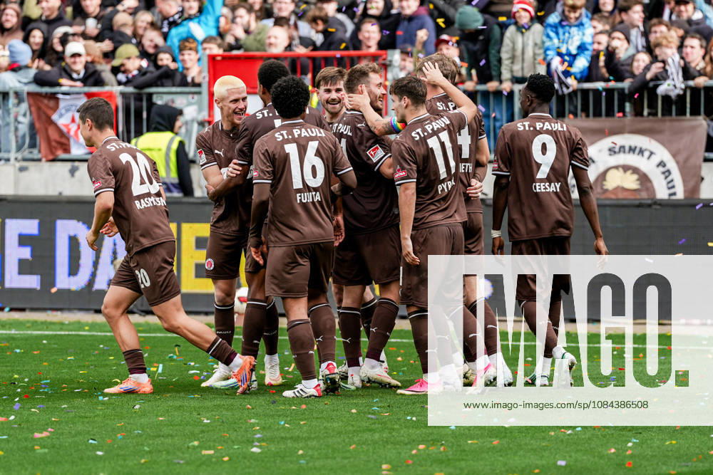 Deutschland: Fußball 2. Bundesliga 2026 27, 7. Spieltag FC St. Pauli vs Karlsruher SC Millerntor-Stadion (Hamburg St. Pauli): Tor zum 2:0 durch Lars Ritzka (FC St. Pauli, 21), Jubel, Emotion