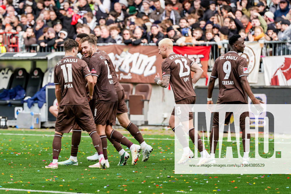 Deutschland: Fußball 2. Bundesliga 2026 27, 7. Spieltag FC St. Pauli vs Karlsruher SC Millerntor-Stadion (Hamburg St. Pauli): Tor zum 2:0 durch Lars Ritzka (FC St. Pauli, 21), Jubel, Emotion
