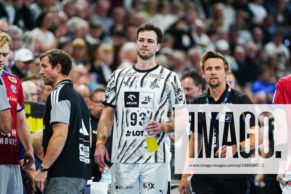 Veron Nacinovic (THW Kiel, 93) GER, THW Kiel vs. Handball Club Hamburg, Handball, 1. Bundesliga, Spieltag 8, Saison 2026 2027, 11.10.2026 GER, THW Kiel vs. Handball Club Hamburg, Handball, 1. Bundesliga, Spieltag 8, Saison 2026 2027, 11.10.2026 Kiel