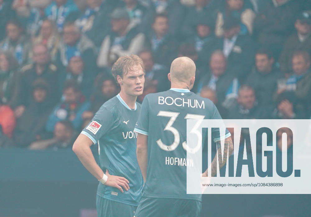 Deutschland: Fussball 2.Bundesliga 2026 2027, 7. Spieltag - VfL Bochum vs Arminia Bielefeld - Vonovia Ruhrstadion (Bochum): Enttäuschung Philipp Hofmann (VfL Bochum, 33) Bochum Vonovia Ruhrstadion Deutschland