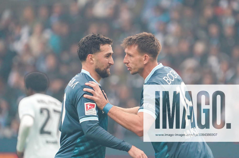Deutschland: Fussball 2.Bundesliga 2026 2027, 7. Spieltag - VfL Bochum vs Arminia Bielefeld - Vonovia Ruhrstadion (Bochum): Geste, Gestik, Emotion Berkan Taz (VfL Bochum, 10) Daniel Hanslik (VfL Bochum, 19) Bochum Vonovia Ruhrstadion Deutschland