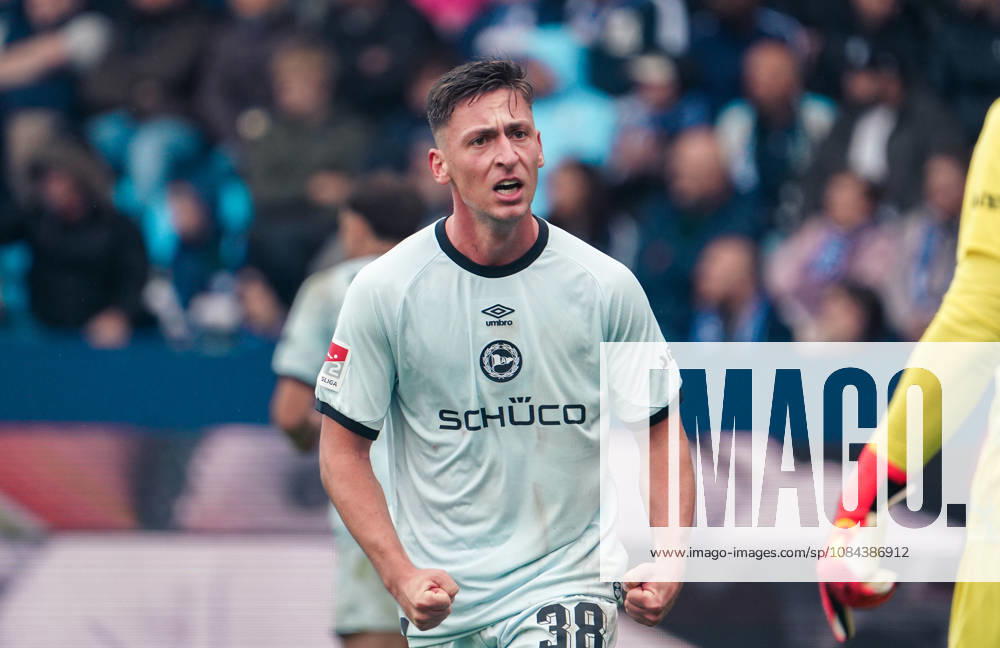 Deutschland: Fussball 2.Bundesliga 2026 2027, 7. Spieltag - VfL Bochum vs Arminia Bielefeld - Vonovia Ruhrstadion (Bochum): Geste, Gestik, Emotion Marius Wörl Marius Woerl (Arminia Bielefeld, 38) Bochum Vonovia Ruhrstadion Deutschland