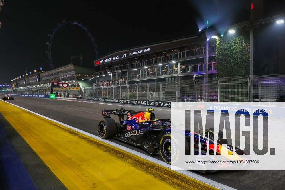 2026 Formula 1 Singapore Grand Prix SINGAPORE - OCT 11: Red Bull driver Isack Hadjar competes in the Race at the Formula One Grand Prix of Singapore, at the Marina Bay Street Circuit in Singapore, on October 11, 2026. The main race has a span of 62 laps, with drivers competing in intense tropical heat and extreme humidity on a track featuring a relentless layout of 19 corners and minimal straightaways. Daniel Ceng Anadolu Singapore Singapore. Editorial use only. Please get in touch for any other usage.