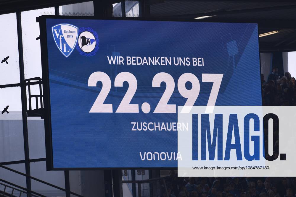 Fußball 2. Bundesliga 7. Spieltag VfL Bochum - DSC Arminia Bielefeld am 11.10.2026 im Vonovia Ruhrstadion in Bochum Die Anzeigetafel im Vonovia Ruhrstadion zeigt die Zuschauerzahl an: 22.297 DFL regulations prohibit any use of photographs as image sequences and or quasi-video.
