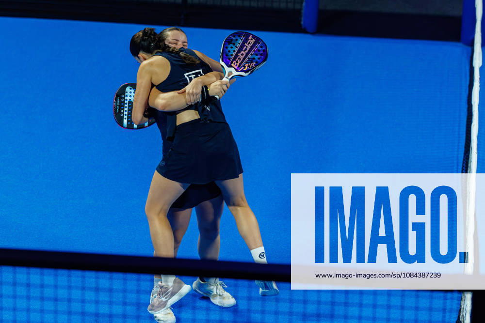 DÜSSELDORF, GERMANY - 11 OCTOBER 2026: Image shows the victory celebration of Martina Calvo (ESP) and Claudia Fernandez Sanchez (ESP) during CUPRA Germany Premier Padel P2 2026 Day 8: Finals at CASTELLO Düsseldorf on 11 10 2026 in Düsseldorf, Germany. Germany