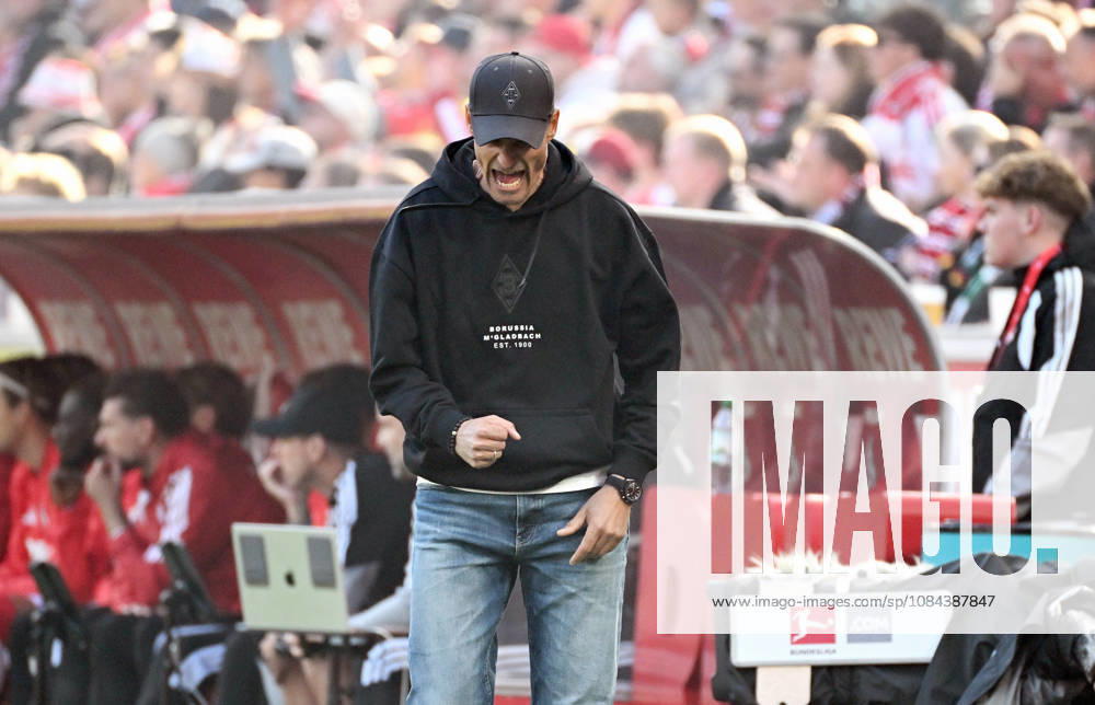 Cologne, Germany, 1. Bundesliga, Matchday 5, Rhein-Energie-Stadium Cologne, 1. FC Köln vs Bor. Mönchengladbach; Headcoach Alexander Blessin (BMG).