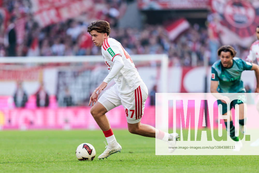Mikey Moore (1. FC Koeln, 47) controls the ball during the Bundesliga match between 1. FC Koeln vs. Borussia Moenchengladbach at Rheinenergie-Stadion on matchday 5 of the 1. Bundesliga on October 11, 2026 in Koeln, Germany. DFL REGULATIONS PROHIBIT ANY USE OF PHOTOGRAPHS AS IMAGE SEQUENCES AND OR QUASI-VIDEO. North Rhine Westphalia Germany