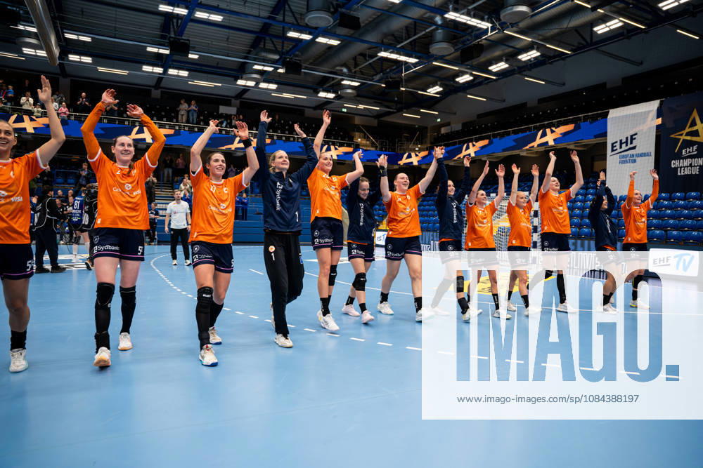 HSG Blomberg-Lippe (GER) vs. Odense Handbold (DEN), Handball, EHF Champions League Women, Gruppenphase, 11.10.2026, Saision 2026 2027, Lemgo Die Spielerinnen von Odense Handbold (DEN) jubeln nach dem Sieg gegen die HSG Blomberg-Lippe (GER) Lemgo Phoenix Contact Arena Deutschland