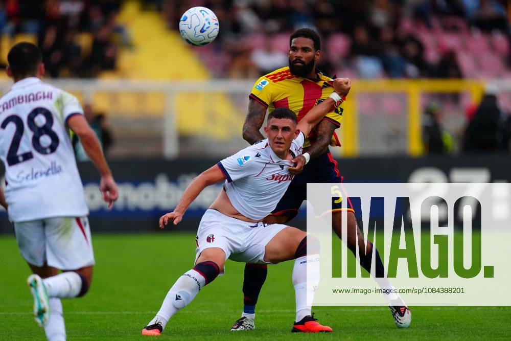 US Lecce s Centre-back Jamil Siebert (5 US Lecce) and Bologna FC s Striker Roberto Piccoli (91 Bologna FC) in action during the Serie A Enilive matchday 6 match between US Lecce and Bologna FC 1909 at the Stadio Via del Mare in Lecce, Italy, Sunday, October 11, 2026. (Credit Image: Giovanni Evangelista LaPresse)