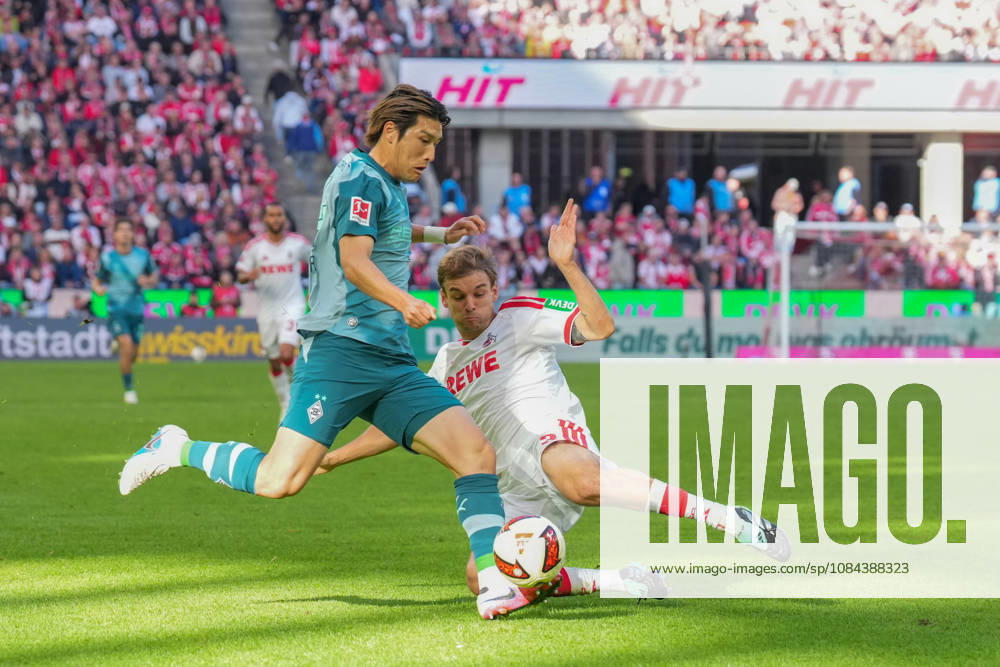 Herren, Fußball, 1.Bundesliga, 1.FC Köln - Borussia Mönchengladbach, Saison 2026 2027, RheinEnergieSTADION: Daiki Hashioka (Borussia Moenchengladbach, 14) im Zweikampf gegen Borna Sosa (1.FC Köln, 3) DFB regulations prohibit any use of photographs as image sequences and or quasi-video.