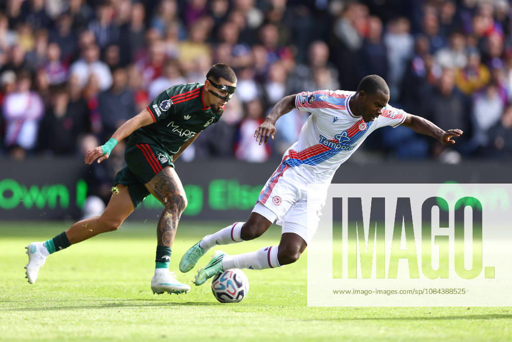 Crystal Palace v Nottingham Forest 11 October 2026, London - Premier League Football - Crystal Palace v Nottingham Forest - Daniel Munoz of Nottingham Forest and Tyrick Mitchell of Crystal Palace - Photo: Jacques Feeney Offside. London UK